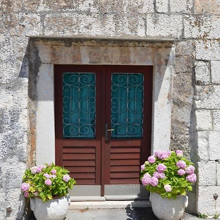 Appartement Castel Nonna Franka à Sutivan Extérieur photo